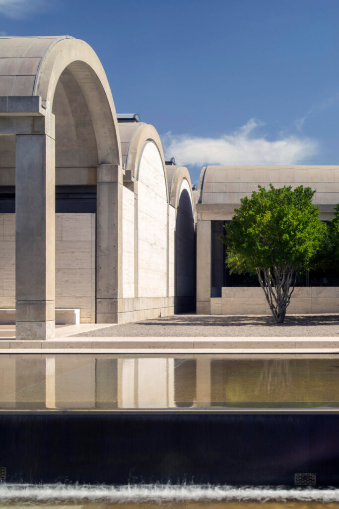 Kimbell Art Museum. Edificio Louis I. Kahn